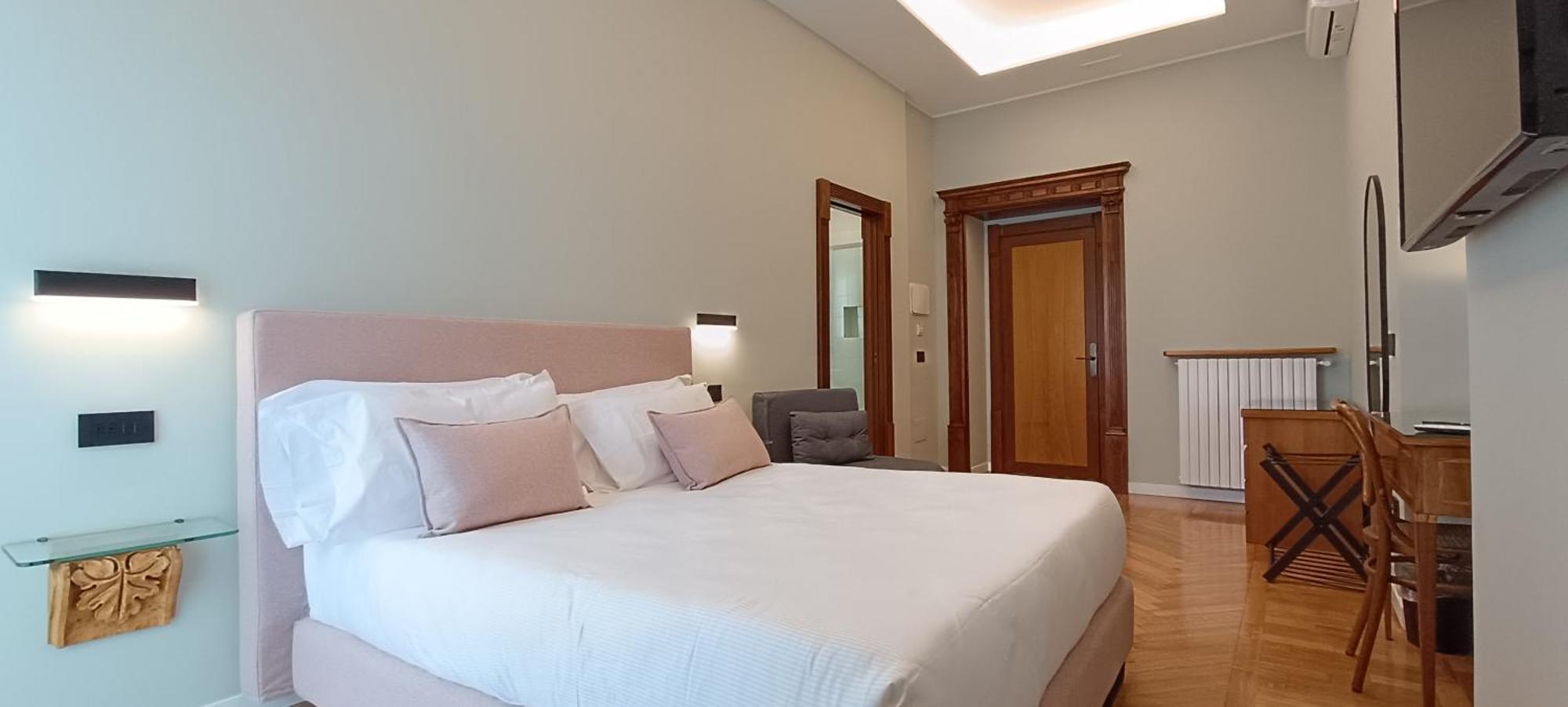 Deluxe Spaccanapoli Ngoại thất bức ảnh