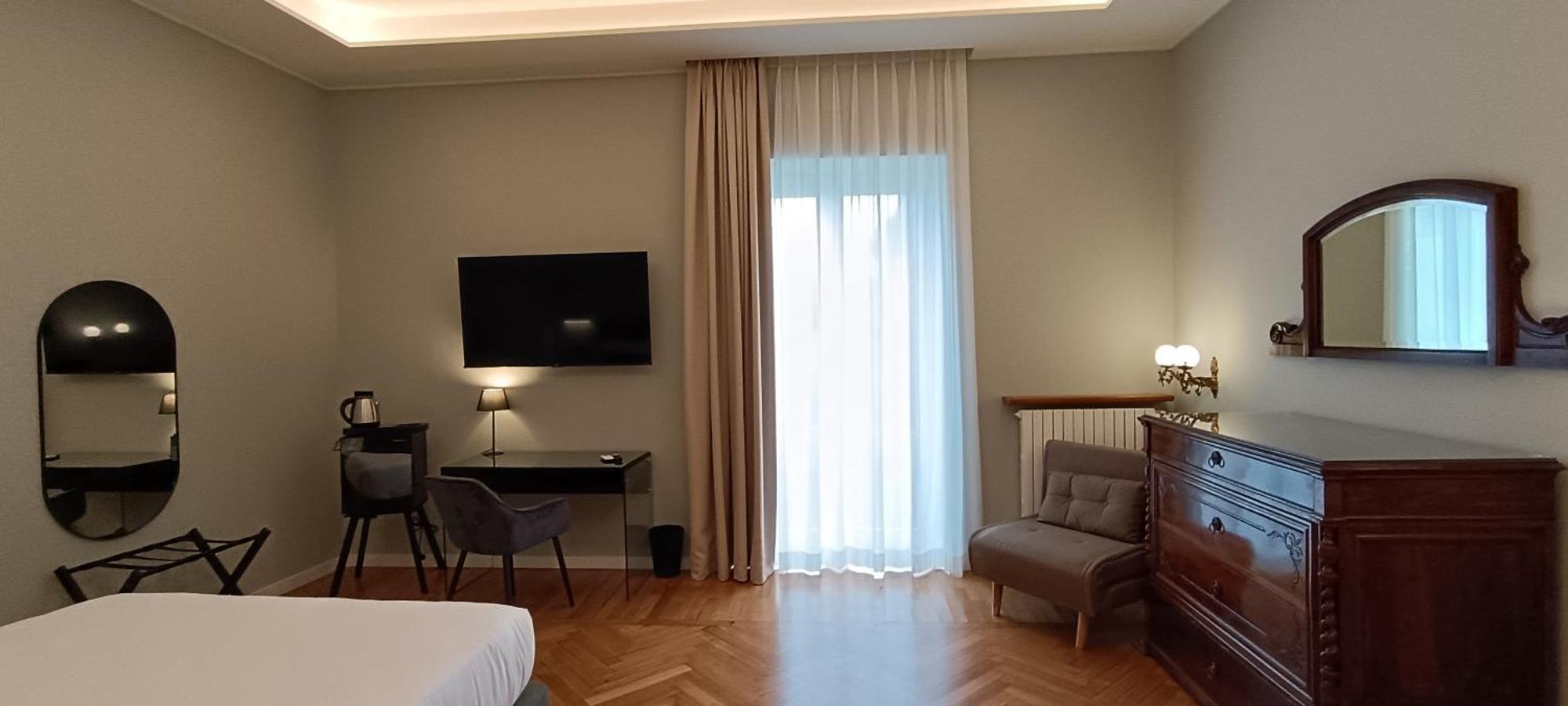 Deluxe Spaccanapoli Ngoại thất bức ảnh