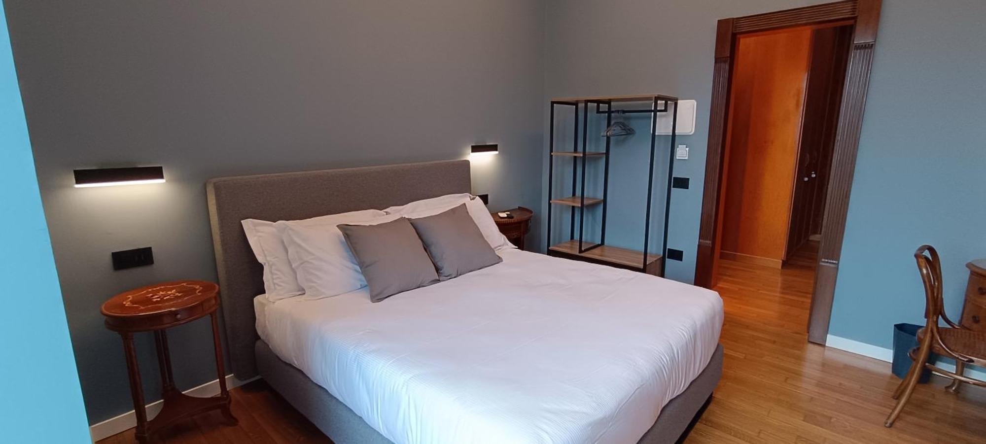 Deluxe Spaccanapoli Ngoại thất bức ảnh